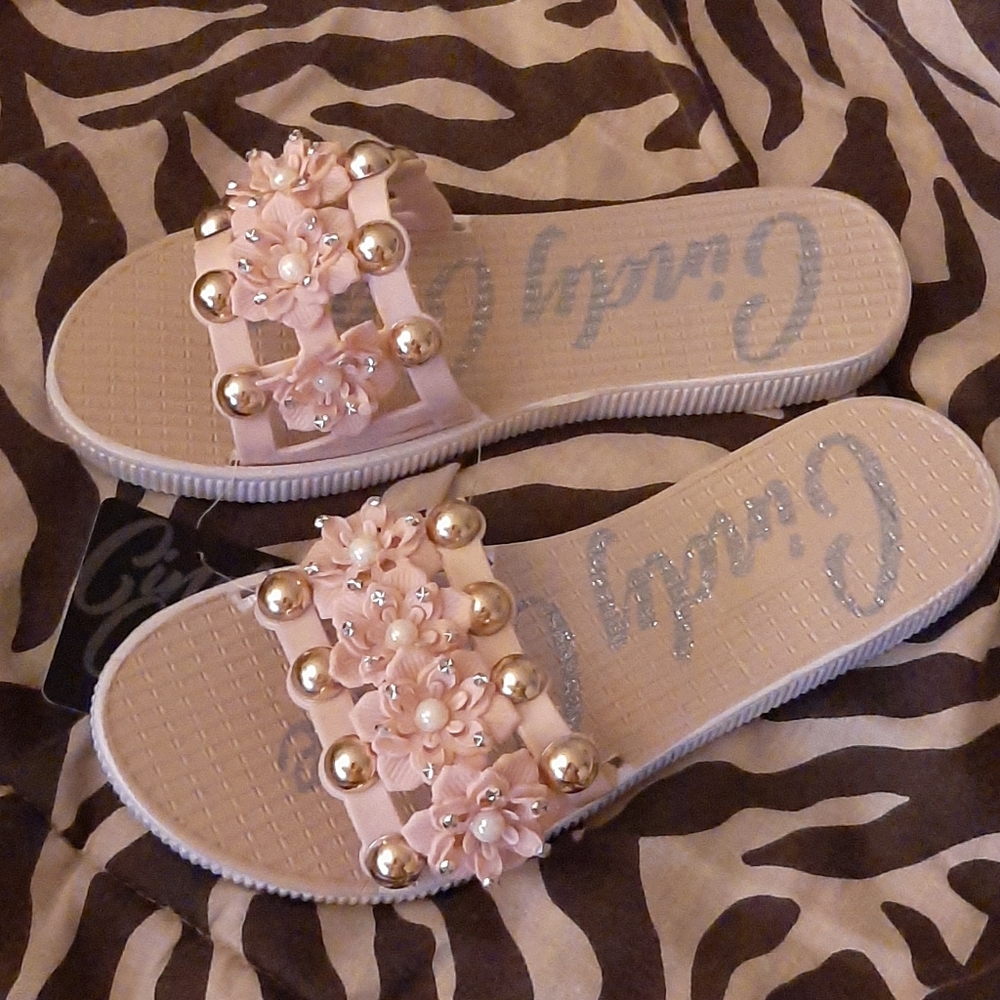 Womens Sandal Slides..New with Tags!!